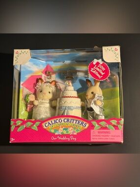 Calico Critters 'Our Wedding Day' Playset - White and Pink